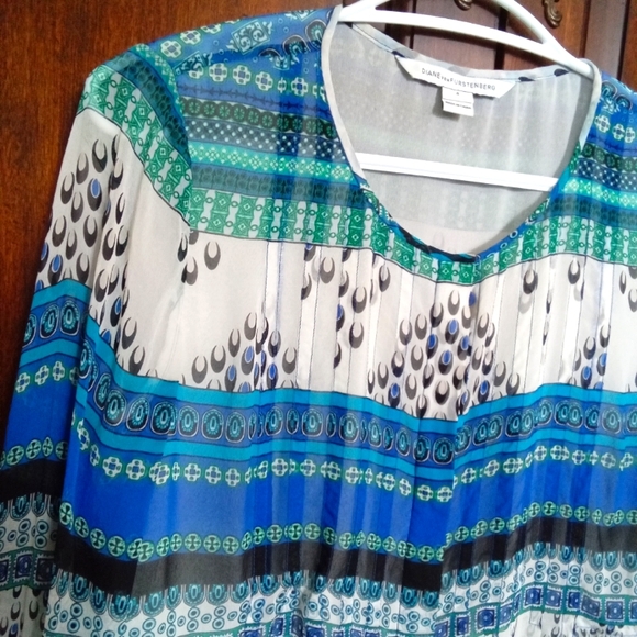 Diane Von Furstenberg 100% Silk Bohemian Style Blouse - Picture 10 of 14